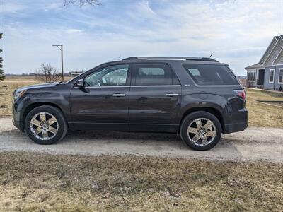 2017 GMC Acadia Limited   - Photo 2 - Sycamore, IL 60178