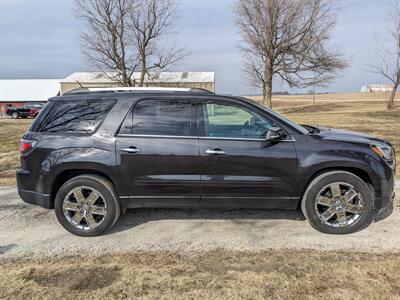 2017 GMC Acadia Limited   - Photo 6 - Sycamore, IL 60178