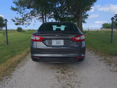 2015 Ford Fusion Titanium   - Photo 4 - Sycamore, IL 60178