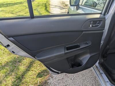 2013 Subaru Impreza 2.0i Premium   - Photo 13 - Sycamore, IL 60178