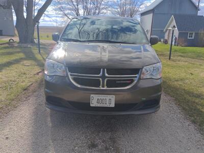 2016 Dodge Grand Caravan SE Plus   - Photo 8 - Sycamore, IL 60178