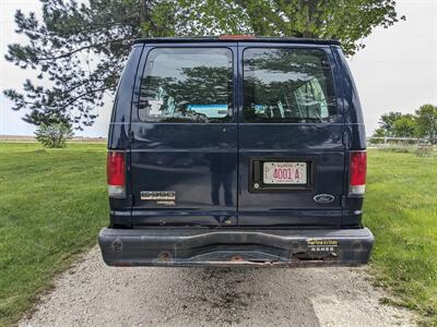 2008 Ford E-350 SD XL   - Photo 4 - Sycamore, IL 60178