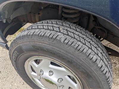 2008 Ford E-350 SD XL   - Photo 22 - Sycamore, IL 60178