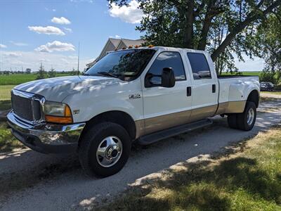 1999 Ford F-350 Super Duty Lariat   - Photo 1 - Sycamore, IL 60178