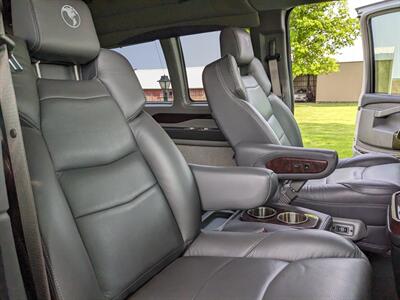 2021 Chevrolet Express LS 2500 Explorer Limited SE Van   - Photo 12 - Sycamore, IL 60178