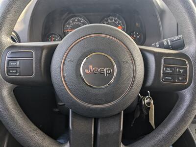 2016 Jeep Patriot Sport FWD 5 Speed Manual Transmission - Photo 22 - Sycamore, IL 60178