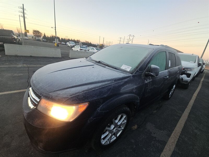 2018 Dodge Journey SXT   - Photo 1 - Logan, UT 84341