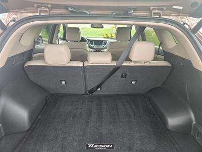 2017 Hyundai TUCSON Limited - AWD - Photo 8 - Logan, UT 84341