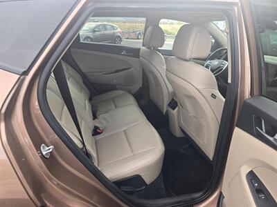 2017 Hyundai TUCSON Limited - AWD - Photo 10 - Logan, UT 84341