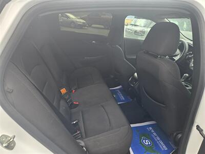 2018 Chevrolet Malibu LT - Photo 9 - Logan, UT 84341