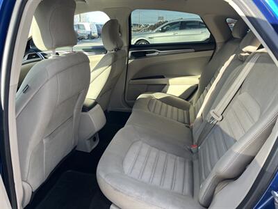 2018 Ford Fusion SE   - Photo 8 - Logan, UT 84341