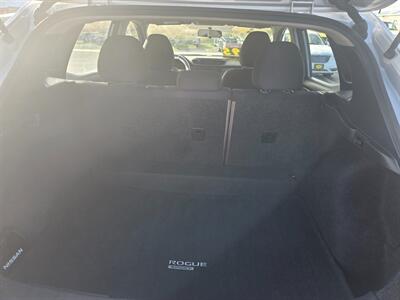 2018 Nissan Rogue Sport S   - Photo 8 - Logan, UT 84341