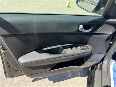 2017 Kia Optima LX - Photo 6 - Logan, UT 84341