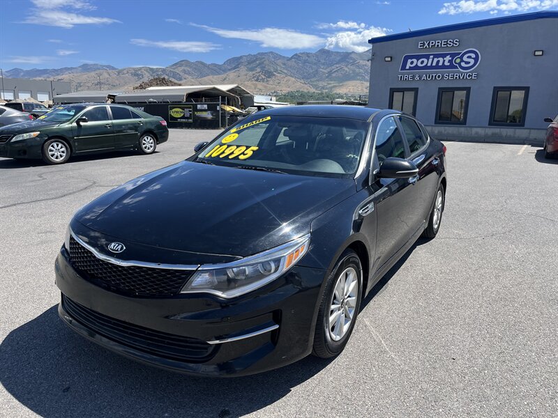 2017 Kia Optima LX   - Photo 1 - Logan, UT 84341