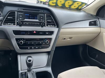 2015 Hyundai SONATA SE   - Photo 17 - Logan, UT 84341