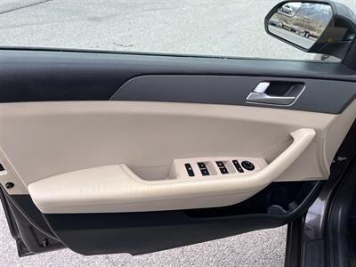 2015 Hyundai SONATA SE   - Photo 6 - Logan, UT 84341