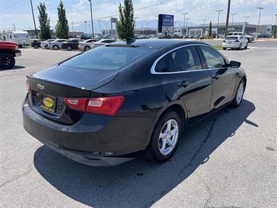 2018 Chevrolet Malibu LS   - Photo 3 - Logan, UT 84341