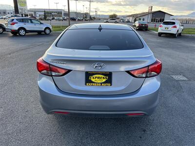 2016 Hyundai ELANTRA SE   - Photo 6 - Logan, UT 84341