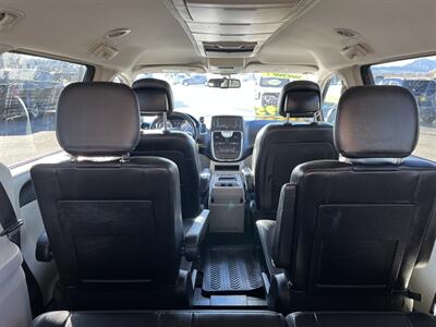 2013 Chrysler Town & Country Touring   - Photo 10 - Logan, UT 84341