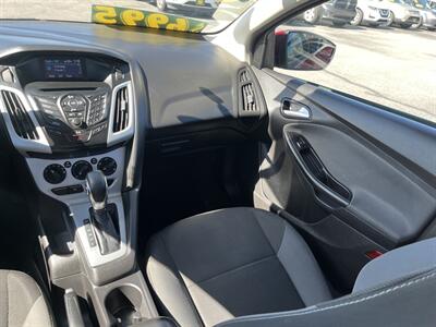 2014 Ford Focus SE   - Photo 12 - Logan, UT 84341
