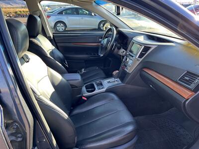 2013 Subaru Outback 2.5i Limited   - Photo 16 - Logan, UT 84341