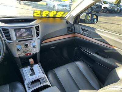 2013 Subaru Outback 2.5i Limited   - Photo 15 - Logan, UT 84341