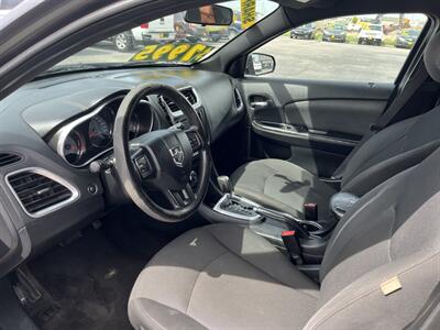 2014 Dodge Avenger SE   - Photo 5 - Logan, UT 84341