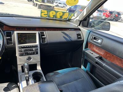 2010 Ford Flex Limited   - Photo 12 - Logan, UT 84341