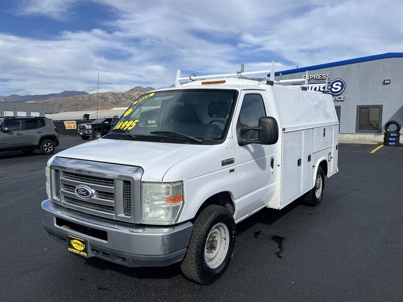 2015 Ford E-350 SD   - Photo 1 - Logan, UT 84341