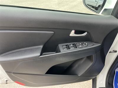 2015 Kia Sportage LX - Photo 7 - Logan, UT 84341