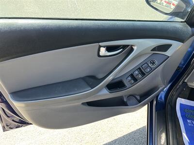 2016 Hyundai ELANTRA SE - Photo 6 - Logan, UT 84341