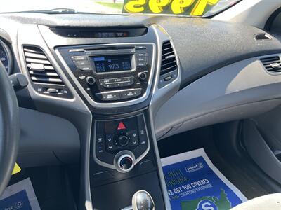 2016 Hyundai ELANTRA SE - Photo 15 - Logan, UT 84341