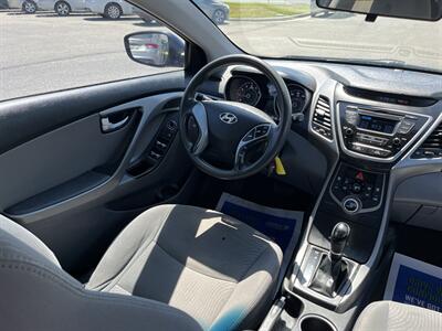 2016 Hyundai ELANTRA SE - Photo 10 - Logan, UT 84341