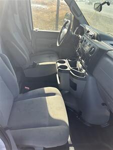 2015 Ford E-350 SD   - Photo 8 - Logan, UT 84341