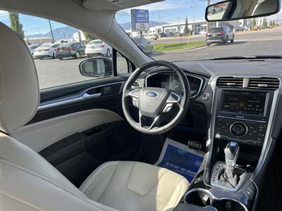 2014 Ford Fusion Hybrid Titanium - Photo 11 - Logan, UT 84341