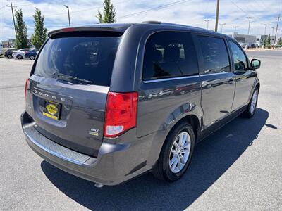 2019 Dodge Grand Caravan SXT   - Photo 3 - Logan, UT 84341