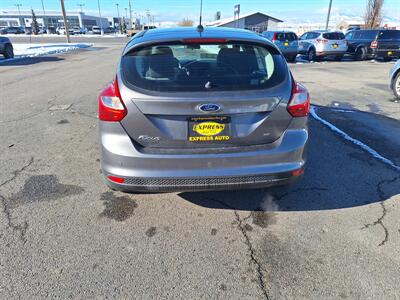 2014 Ford Focus SE   - Photo 5 - Logan, UT 84341