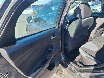 2014 Ford Focus SE   - Photo 14 - Logan, UT 84341