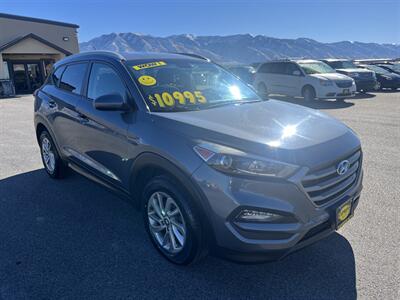 2016 Hyundai Tucson SE   - Photo 2 - Logan, UT 84341