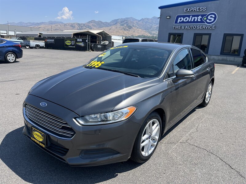 2016 Ford Fusion SE   - Photo 1 - Logan, UT 84341