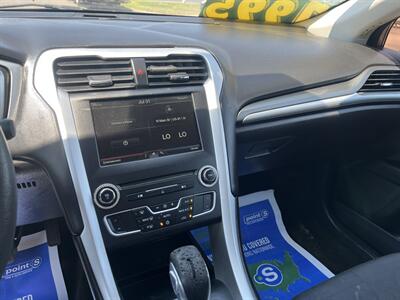 2016 Ford Fusion SE - Photo 14 - Logan, UT 84341
