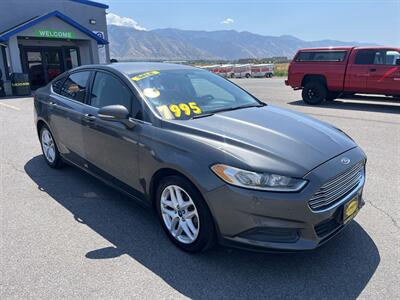 2016 Ford Fusion SE - Photo 2 - Logan, UT 84341