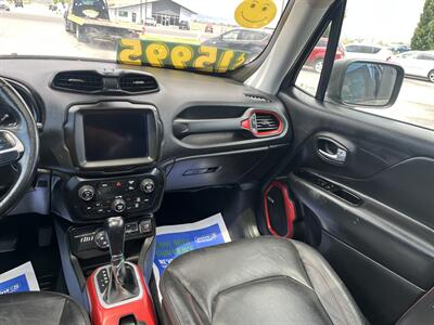 2021 Jeep Renegade Trailhawk   - Photo 12 - Logan, UT 84341