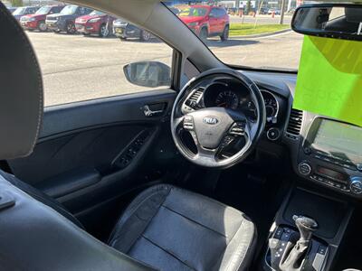 2017 Kia Forte EX   - Photo 13 - Logan, UT 84341