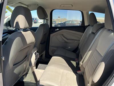 2015 Ford Escape SE - Photo 7 - Logan, UT 84341