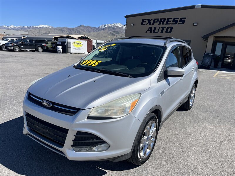 2015 Ford Escape SE   - Photo 1 - Logan, UT 84341