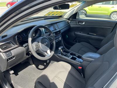 2017 Kia Optima LX   - Photo 7 - Logan, UT 84341