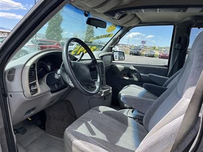 1997 GMC Safari SLT - Photo 5 - Logan, UT 84341