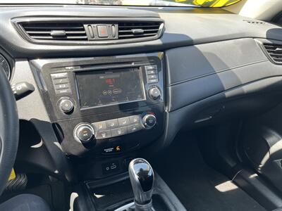 2019 Nissan Rogue S   - Photo 18 - Logan, UT 84341