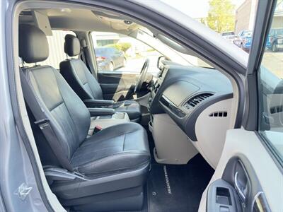 2013 Chrysler Town & Country Touring   - Photo 16 - Sandy, UT 84070